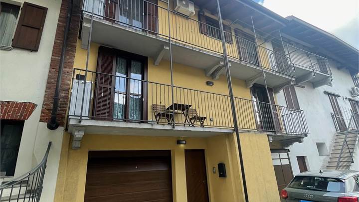 Casa semindipendente!!