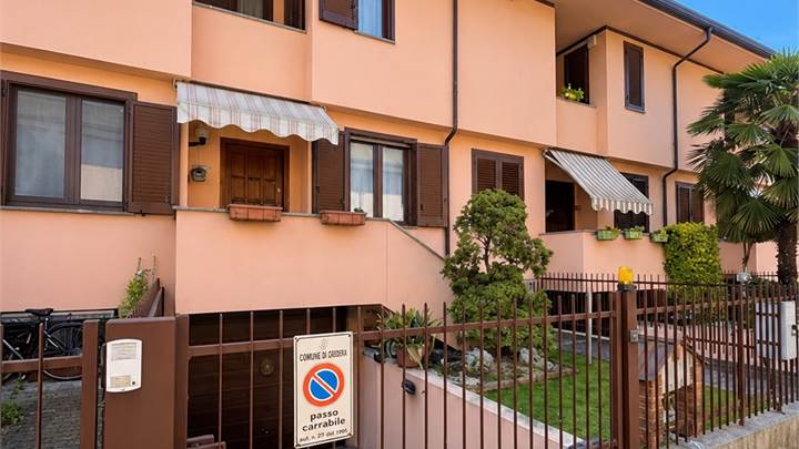 Villa a schiera!